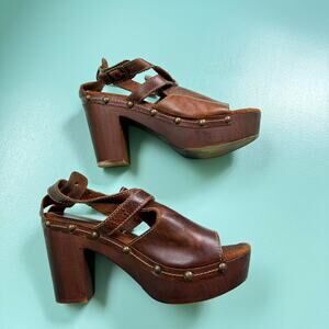 Vintage Y2K Brown leather block heel platform sandals with buckles - Size 9